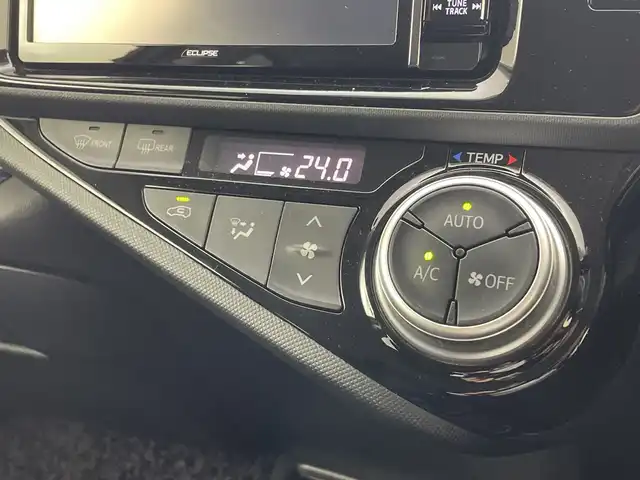 トヨタ アクア S 群馬県 2015(平27)年 3.9万km グレー 純正ナビ/フルセグ/バックカメラ/プッシュスタート/スマートキー/純正フロアマット/ビルトインETC/LEDヘッドライト