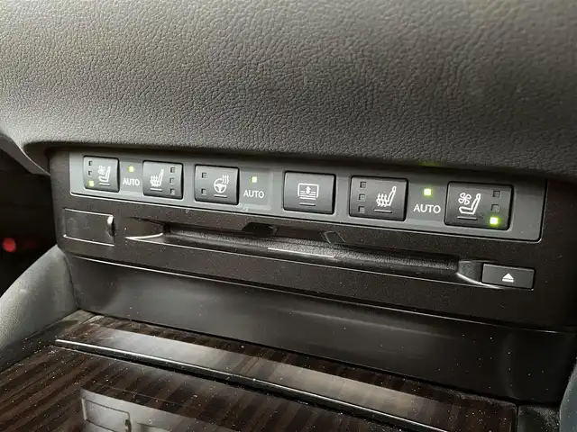 レクサス ＥＳ 300h バージョンL 愛知県 2019(令1)年 4.2万km ソニックチタニウム サンルーフ/TRDエアロ/・フロントアンダー サイド リア/三眼LEDヘッドライ/ 茶革シート/シートヒーター/シートベンチレーション/純正ナビ/フルセグTV/360度カメラ/Bluetooth/ACC/BSM/純正18インチアルミ/ETC