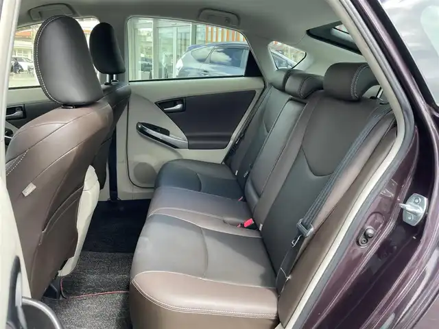 トヨタ プリウス S　マイコーデ 沖縄県 2014(平26)年 4.9万km ディープアメジストマイカメタリック (株)IDOMが運営する【じしゃロンコザ店】の自社ローン専用車両になりますこちらは現金またはオートローンご利用時の価格です。自社ローンご希望の方は別途その旨お申付け下さい/・本土仕入/・純正ナビ/・Bluetooth接続/・TV/・バックカメラ/・ETC/・スマートキー/・プッシュスタート/・純正アルミホイール/・純正フロアマット/・オートライト