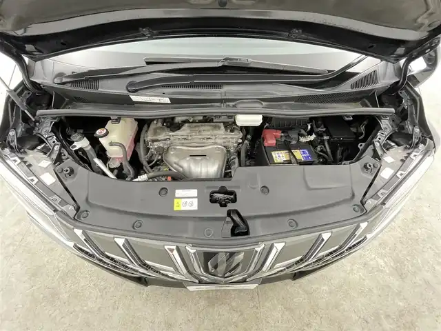 トヨタ アルファード S 千葉県 2019(令1)年 7万km ブラック 禁煙車/トヨタセーフティセンス/・プリクラッシュセーフティ/・オートマチックハイビーム /・レーンディパーチャーアラート（LDA）/・ロードサインアシスト（RSA）（道路標識認識支援）/・先行車発進お知らせ機能/アルパイン11型メモリナビ/　CD/DVD/BT/HDMI/フルセグTV/アルパインフリップダウンモニター/両側パワースライドドア/レーダークルーズコントロール/電子パーキング/オートホールド /ETC/プッシュスタート＆スマートキー/電動格納ミラー/フロアマット/純正18インチアルミホイール/LEDヘッドライト/フォグライト