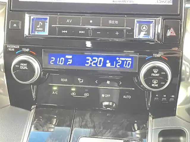 トヨタ アルファード S 千葉県 2019(令1)年 7万km ブラック 禁煙車/トヨタセーフティセンス/・プリクラッシュセーフティ/・オートマチックハイビーム /・レーンディパーチャーアラート（LDA）/・ロードサインアシスト（RSA）（道路標識認識支援）/・先行車発進お知らせ機能/アルパイン11型メモリナビ/　CD/DVD/BT/HDMI/フルセグTV/アルパインフリップダウンモニター/両側パワースライドドア/レーダークルーズコントロール/電子パーキング/オートホールド /ETC/プッシュスタート＆スマートキー/電動格納ミラー/フロアマット/純正18インチアルミホイール/LEDヘッドライト/フォグライト