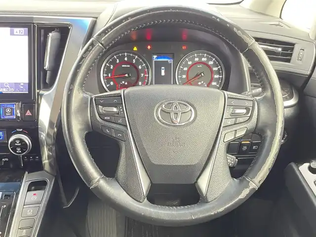 トヨタ アルファード S 千葉県 2019(令1)年 7万km ブラック 禁煙車/トヨタセーフティセンス/・プリクラッシュセーフティ/・オートマチックハイビーム /・レーンディパーチャーアラート（LDA）/・ロードサインアシスト（RSA）（道路標識認識支援）/・先行車発進お知らせ機能/アルパイン11型メモリナビ/　CD/DVD/BT/HDMI/フルセグTV/アルパインフリップダウンモニター/両側パワースライドドア/レーダークルーズコントロール/電子パーキング/オートホールド /ETC/プッシュスタート＆スマートキー/電動格納ミラー/フロアマット/純正18インチアルミホイール/LEDヘッドライト/フォグライト