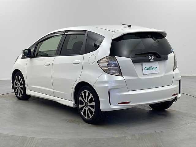 ホンダ フィット RS ファインスタイル 栃木県 2013(平25)年 17.9万km プレミアムホワイトパール 社外HDDナビ　/DTV　CD　BT　/パドルシフト　/エンジンスターター　/オートライト　/スペアキー　/社外レーダー/ETC/革巻きハンドル　/キーレスキー　　