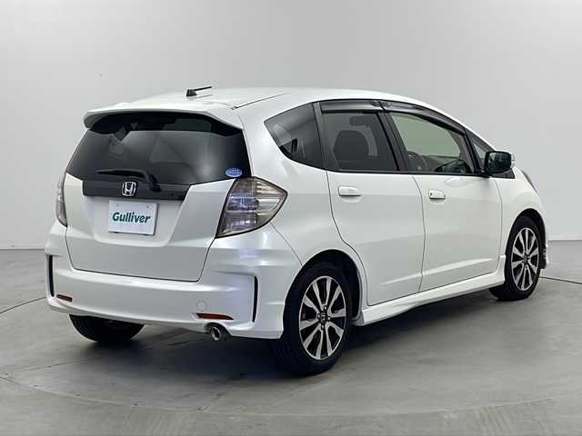 ホンダ フィット RS ファインスタイル 栃木県 2013(平25)年 17.9万km プレミアムホワイトパール 社外HDDナビ　/DTV　CD　BT　/パドルシフト　/エンジンスターター　/オートライト　/スペアキー　/社外レーダー/ETC/革巻きハンドル　/キーレスキー　　