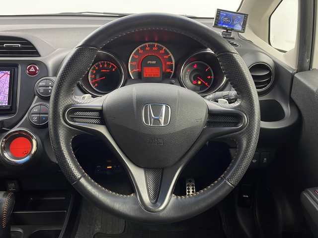 ホンダ フィット RS ファインスタイル 栃木県 2013(平25)年 17.9万km プレミアムホワイトパール 社外HDDナビ　/DTV　CD　BT　/パドルシフト　/エンジンスターター　/オートライト　/スペアキー　/社外レーダー/ETC/革巻きハンドル　/キーレスキー　　