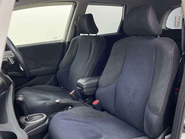 ホンダ フィット RS ファインスタイル 栃木県 2013(平25)年 17.9万km プレミアムホワイトパール 社外HDDナビ　/DTV　CD　BT　/パドルシフト　/エンジンスターター　/オートライト　/スペアキー　/社外レーダー/ETC/革巻きハンドル　/キーレスキー　　