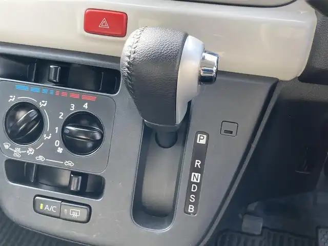 ダイハツ ミラ トコット X SA Ⅲ 静岡県 2018(平30)年 10.3万km セラミックグリーンM (株)IDOMが運営する【じしゃロン焼津店】の自社ローン対象車両になります。こちらは現金ご利用時の価格です。/自社ローンご希望の方は別途その旨お申付け下さい。/純正ＳＤナビ/（フルセグＴＶ/Ｂｌｕｅｔｏｏｔｈ接続/ＣＤ/ＤＶＤ/ミュージックサーバー）/衝突軽減ブレーキ/バックカメラ/前後コーナーセンサー/ＥＴＣ/ＬＥＤヘッドライト/オートハイビーム