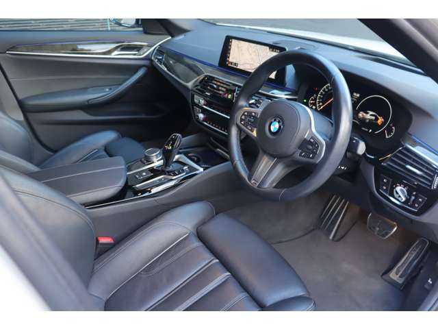 ＢＭＷ ５２３ｄ Mスポーツ 大分県 2019(平31)年 4.8万km アルピンホワイトⅢ ワンオーナー/インテリジェントセーフティ/純正ナビ/テレビ/Bluetooth/CD/DVD/全方位カメラ/黒革/全方位シートヒーター/パワーシート/パドルシフト/LEDヘッドライト/オートハイビーム/アンビエントライト/純正19インチAW/ミラー一体型ETC/ドライブレコーダー前後（Q-02）