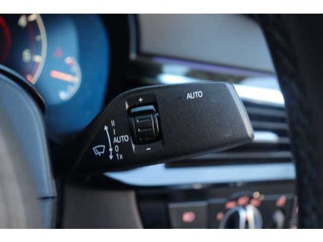 ＢＭＷ ５２３ｄ Mスポーツ 大分県 2019(平31)年 4.8万km アルピンホワイトⅢ ワンオーナー/インテリジェントセーフティ/純正ナビ/テレビ/Bluetooth/CD/DVD/全方位カメラ/黒革/全方位シートヒーター/パワーシート/パドルシフト/LEDヘッドライト/オートハイビーム/アンビエントライト/純正19インチAW/ミラー一体型ETC/ドライブレコーダー前後（Q-02）