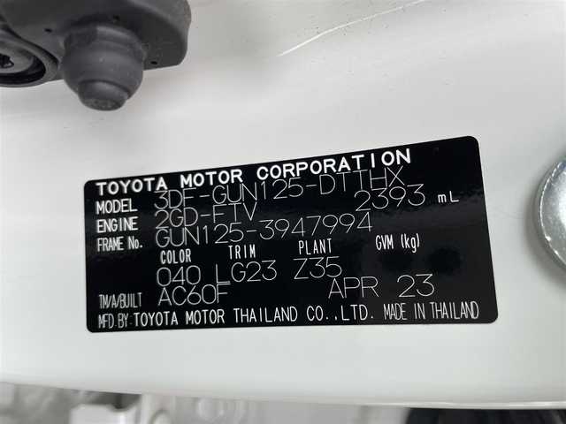 トヨタ ハイラックス Z GRスポーツ 秋田県 2024(令6)年 5万km スーパーホワイトⅡ オーバーランドスタイルキャンパー：FTPORTR 125/・垂直ポップアップルーフ/・スライドベッド/・デッキベッド/・LED室内照明/・シャワー蛇口＆シンク/・ロールブラインド＆ロール網戸付きサイドウィンド/FTPORTERオプション/・パイプガード/・エッジガード/・MAXXFAN7500K（リモコン付き）/・増設ウィンド：リアゲート/・増設ウィンド：フロントウィンド（小）/・ARB4x4：LED付きオーニング（ハードケースブラック）/・純正キャビンリアガラス：スライドウィンドに交換済/・LINE-Xスプレーオンベッドライナー/・ゴールゼロ：YETI 1000X 120Vポータブルバッテリー/リフトアップ：フロント2.5インチ/リア1インチ/社外サイドステップ/純正ディスプレイオーディオ/AM/FM/BT/USB/Miracast/パノラミックビュー/レーダークルーズコントロール/プリクラッシュセーフティ/クリアランスソナー/リアデフロック/アイドリングストップ/パドルシフト/ハーフレザーシート/パワーシート/オートライト/LEDヘッドライト/プッシュスタート/フロアマット/ETC