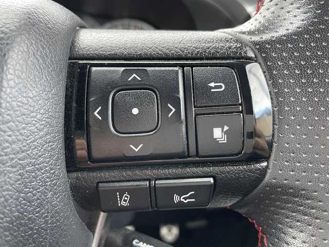 トヨタ ハイラックス Z GRスポーツ 秋田県 2024(令6)年 5万km スーパーホワイトⅡ オーバーランドスタイルキャンパー：FTPORTR 125/・垂直ポップアップルーフ/・スライドベッド/・デッキベッド/・LED室内照明/・シャワー蛇口＆シンク/・ロールブラインド＆ロール網戸付きサイドウィンド/FTPORTERオプション/・パイプガード/・エッジガード/・MAXXFAN7500K（リモコン付き）/・増設ウィンド：リアゲート/・増設ウィンド：フロントウィンド（小）/・ARB4x4：LED付きオーニング（ハードケースブラック）/・純正キャビンリアガラス：スライドウィンドに交換済/・LINE-Xスプレーオンベッドライナー/・ゴールゼロ：YETI 1000X 120Vポータブルバッテリー/リフトアップ：フロント2.5インチ/リア1インチ/社外サイドステップ/純正ディスプレイオーディオ/AM/FM/BT/USB/Miracast/パノラミックビュー/レーダークルーズコントロール/プリクラッシュセーフティ/クリアランスソナー/リアデフロック/アイドリングストップ/パドルシフト/ハーフレザーシート/パワーシート/オートライト/LEDヘッドライト/プッシュスタート/フロアマット/ETC