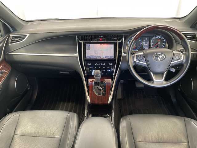 トヨタ ハリアー プレミアム 愛知県 2016(平28)年 3.6万km ホワイトパールクリスタルシャイン ワンオーナー/純正メモリナビ/フルセグテレビ/バックカメラ/Bluetooth/アイドリングストップ/ウィンカーミラー/クルーズコントロール/プッシュスタート/パワーバックドア/ETC/シートヒーター