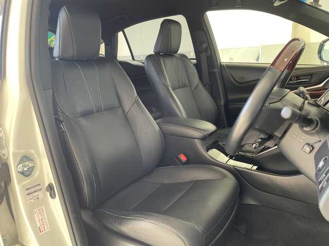 トヨタ ハリアー プレミアム 愛知県 2016(平28)年 3.6万km ホワイトパールクリスタルシャイン ワンオーナー/純正メモリナビ/フルセグテレビ/バックカメラ/Bluetooth/アイドリングストップ/ウィンカーミラー/クルーズコントロール/プッシュスタート/パワーバックドア/ETC/シートヒーター