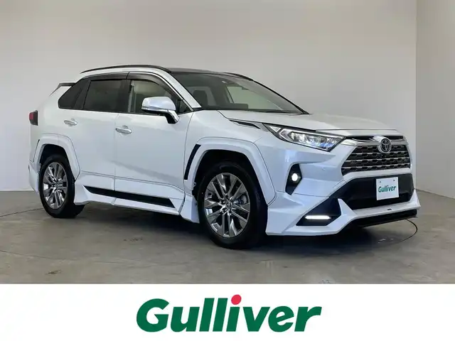 トヨタ ＲＡＶ４ 埼玉県 2022(令4)年 5万km プラチナホワイトパールマイカ ＴＲＤエアロ　ムーンルーフ　純正１０．５インチディスプレイオーディオ　パノラミックビューモニター　ＢＳＭ　ビルトインＥＴＣ２．０　前後ドラレコ　レーダークルーズ　デジタルインナーミラー　ＡＣ１００Ｖ