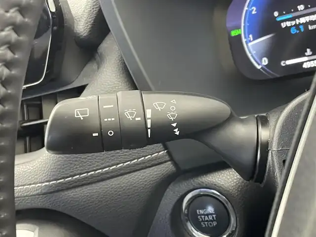 トヨタ ＲＡＶ４ 埼玉県 2022(令4)年 5万km プラチナホワイトパールマイカ ＴＲＤエアロ　ムーンルーフ　純正１０．５インチディスプレイオーディオ　パノラミックビューモニター　ＢＳＭ　ビルトインＥＴＣ２．０　前後ドラレコ　レーダークルーズ　デジタルインナーミラー　ＡＣ１００Ｖ