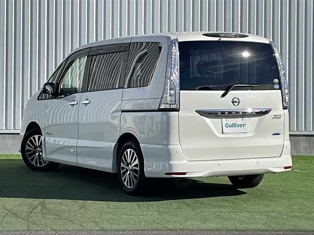 日産 セレナ ハイウェイスター Vセレ +Safty 香川県 2014(平26)年 7.5万km ブリリアントホワイトパール カロッツェリアメモリナビ（AVIC-MRZ089）/・Bluetooth接続/・AM/FM/・CD/DVD/・フルセグTV/アラウンドビューモニター/踏み間違い衝突防止アシスト/ふらつき警報/エマージェンシーブレーキ/クルーズコントロール/クリアランスソナー/車線逸脱警報/横滑り防止装置/ヒルスタートアシスト/LEDヘッドランプ/フォグランプ/ワンタッチ両側電動スライドドア/後席パーソナルテーブル/ロールサンシェード/ウィンカーミラー/ビルトインETC/純正ドアバイザー/純正フロアマット/純正16インチアルミホイール/後方ドライブレコーダー/アイドリングストップ/プッシュスタート/スマートキー/スペアキー