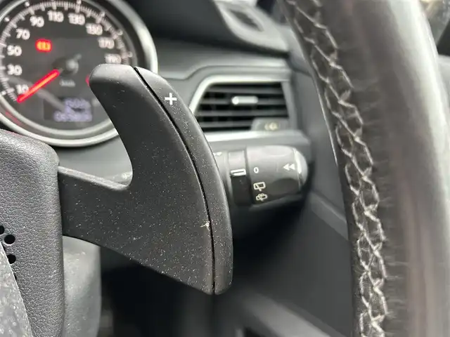 プジョー ５０８ SWグリフ 大阪府 2011(平23)年 6.6万km 黒 ガラスルーフ/HUD/黒革/パワーシート/シートヒーター/ナビ/TV/バックカメラ/純正17インチAW/HIDヘッドライト/クリアランスソナー/電動リアゲート/ETC