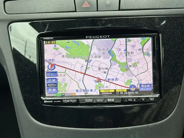 プジョー ５０８ SWグリフ 大阪府 2011(平23)年 6.6万km 黒 ガラスルーフ/HUD/黒革/パワーシート/シートヒーター/ナビ/TV/バックカメラ/純正17インチAW/HIDヘッドライト/クリアランスソナー/電動リアゲート/ETC