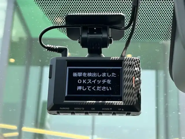 トヨタ アルファード Z 奈良県 2024(令6)年 1.3万km プラチナホワイトパールマイカ フルセグ純正ナビ　/ＨＤＭＩ　/フリップダウンモニター　/フリップダウンモニター用リモコン　/サンルーフ　/ＥＴＣ２．０　/置くだけ充電　/デジタルインナーミラー　/電動パーキングブレーキ　/ブレーキホールド/ブラインドスポットモニター/電動シェード