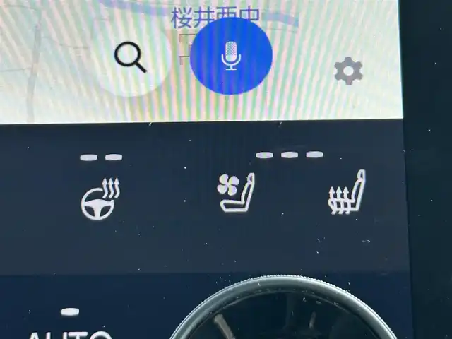 トヨタ アルファード Z 奈良県 2024(令6)年 1.3万km プラチナホワイトパールマイカ フルセグ純正ナビ　/ＨＤＭＩ　/フリップダウンモニター　/フリップダウンモニター用リモコン　/サンルーフ　/ＥＴＣ２．０　/置くだけ充電　/デジタルインナーミラー　/電動パーキングブレーキ　/ブレーキホールド/ブラインドスポットモニター/電動シェード