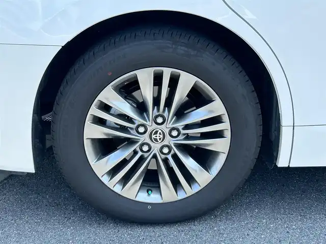 トヨタ アルファード Z 奈良県 2024(令6)年 1.3万km プラチナホワイトパールマイカ フルセグ純正ナビ　/ＨＤＭＩ　/フリップダウンモニター　/フリップダウンモニター用リモコン　/サンルーフ　/ＥＴＣ２．０　/置くだけ充電　/デジタルインナーミラー　/電動パーキングブレーキ　/ブレーキホールド/ブラインドスポットモニター/電動シェード