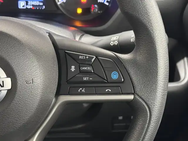 日産 ルークス HWS X プロパイロットED 三重県 2020(令2)年 2.4万km スパークリングレッド/ブラック S-HYBRID/FF/インパネCVT/純正 9インチナビ MM319D-L/（iPod/SD/FM/AM/TV/USB/CD/DVD/Bluetooth/MUSIC STOCKER/VTR/AUX）/アラウンドビューモニター/両側ハンズフリーオートスライドドア/ドライブレコーダー 前方/ビルトイン ETC/安全/●インテリジェントエマージェンシーブレーキ/●車線逸脱警報（LDW）/●車線逸脱防止支援（インテリジェントLI）/●ふらつき警報（インテリジェントDA）/●プロパイロット/●先行車発進お知らせ/●標識表示機能（最高速度・進入禁止）/●フロント＆バックソナー/など/装備/●オートエアコン/●電子パーキングブレーキ＆ブレーキホールド/●オートライト/●LEDヘッドライト＆フロントフォグライト/●ハイビームアシスト/●ステアリングスイッチ/●純正14inAW/●助手席肩口リクライニングレバー/●プッシュスタート/●インテリジェントキーx2/など