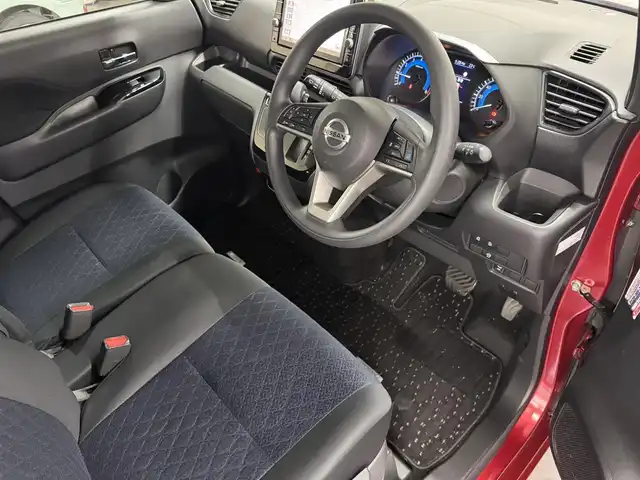 日産 ルークス HWS X プロパイロットED 三重県 2020(令2)年 2.4万km スパークリングレッド/ブラック S-HYBRID/FF/インパネCVT/純正 9インチナビ MM319D-L/（iPod/SD/FM/AM/TV/USB/CD/DVD/Bluetooth/MUSIC STOCKER/VTR/AUX）/アラウンドビューモニター/両側ハンズフリーオートスライドドア/ドライブレコーダー 前方/ビルトイン ETC/安全/●インテリジェントエマージェンシーブレーキ/●車線逸脱警報（LDW）/●車線逸脱防止支援（インテリジェントLI）/●ふらつき警報（インテリジェントDA）/●プロパイロット/●先行車発進お知らせ/●標識表示機能（最高速度・進入禁止）/●フロント＆バックソナー/など/装備/●オートエアコン/●電子パーキングブレーキ＆ブレーキホールド/●オートライト/●LEDヘッドライト＆フロントフォグライト/●ハイビームアシスト/●ステアリングスイッチ/●純正14inAW/●助手席肩口リクライニングレバー/●プッシュスタート/●インテリジェントキーx2/など