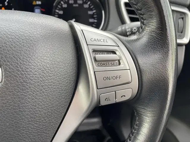 日産 エクストレイル 20X エマージェンシーブレーキ 埼玉県 2014(平26)年 7.2万km バーニングレッド (株)IDOMが運営する【じしゃロン川越店】の自社ローン専用車両になります。こちらは現金またはオートローンご利用時の価格です。自社ローンご希望の方は別途その旨お申付け下さい/純正ナビ/フルセグ/Bluetooth/CD/DVD/AM/FM/アラウンドビューモニター/エマージェンシーブレーキ/踏み間違い防止アシスト/インテリジェントPアシスト/コーナーセンサー/クルーズコントロール/ETC/ドライブレコーダー　HDR-102/防水シート/左右シートヒーター/２WDモード切替/社外１７アルミホイール/フォグ/ウインカーミラー