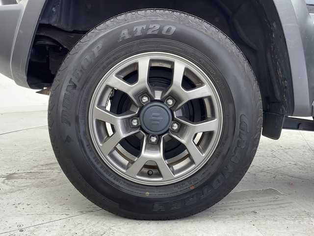 スズキ ジムニー シエラ JC 宮城県 2022(令4)年 4.4万km ブルーイッシュブラックパール3 禁煙車/スズキセーフティサポート/・デュアルセンサーブレーキサポート/・車線逸脱警報/・オートハイビーム/純正8インチナビ/・CD.DVD.SD.BT/フルセグTV/バックカメラ/前席シートヒーター/クルーズコントロール/ビルトインETC/社外ドライブレコーダー（FR）/LEDヘッドライト/フォグランプ/アイドリングストップ/横滑り防止装置/ダウンヒルアシストコントロール/プッシュスタート/スマートキー2個/純正15インチアルミホイール/純正フロアマット/社外ラゲッジマット