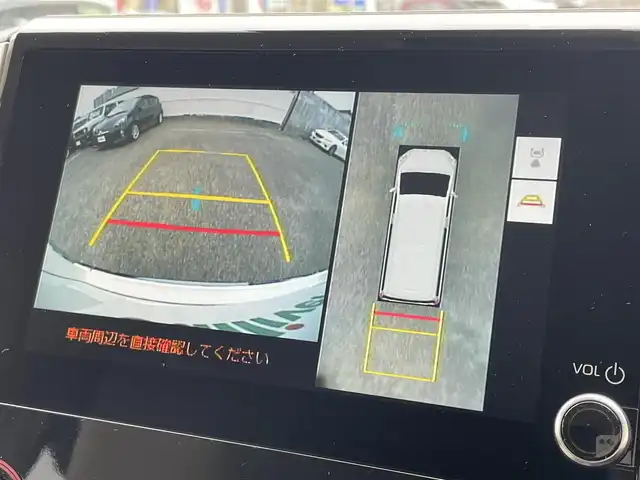 トヨタ グランエース プレミアム 大阪府 2024(令6)年 0.5万km ホワイトパールクリスタルシャイン ワンオーナー/純正ナビ/BT/USB/フルセグTV/360度カメラ/純正フリップダウンモニター/前後室内ドライブレコーダー(TZ-DR301)/ベージュレザーシート/前席パワーシート/２列目電動リクライニング/全席シートヒーター/オットマン/後席ロールサンシェード/両側パワースライドドア/追従機能付きクルーズコントロール/レーンキープアシスト/ブラインドスポットモニター/前後コーナーセンサー/LEDヘッドライト/フロントフォグ/オートハイビーム/ヘッドライトウォッシャー/純正フロアマット/純正17インチAW/スペアキー/ETC2.0