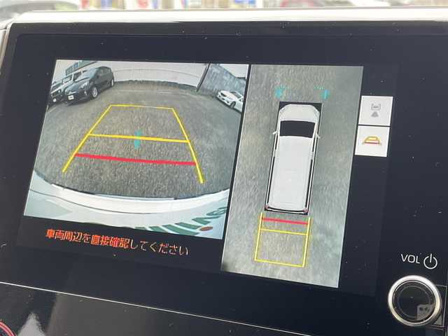 トヨタ グランエース プレミアム 大阪府 2024(令6)年 0.5万km ホワイトパールクリスタルシャイン ワンオーナー/純正ナビ/BT/USB/フルセグTV/360度カメラ/純正フリップダウンモニター/前後室内ドライブレコーダー(TZ-DR301)/ベージュレザーシート/前席パワーシート/２列目電動リクライニング/全席シートヒーター/オットマン/後席ロールサンシェード/両側パワースライドドア/追従機能付きクルーズコントロール/レーンキープアシスト/ブラインドスポットモニター/前後コーナーセンサー/LEDヘッドライト/フロントフォグ/オートハイビーム/ヘッドライトウォッシャー/純正フロアマット/純正17インチAW/スペアキー/ETC2.0