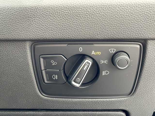 フォルクスワーゲン アルテオン TSI 4モーション エレガンス 神奈川県 2019(平31)年 3.6万km オリックスホワイトパールエフェクト サンルーフ/Dynaudioスピーカー/純正ナビ/（CD/DVD/FM/AM/SD/USB/AUX/BT/フルセグTV)/Android Auto/Apple Car Play/Mirror Link/全方位カメラ/前後ドライブレコーダー/ETC2.0/パドルシフト/アダプティブクルーズコントロール/純正ハンガー/電動リアゲート/電動パーキングブレーキ/ブラインドスポットモニター/前後コーナーセンサー/プリクラッシュ/レーンキープアシスト/D/N席パワーシート（D席メモリシート/全席シートヒーター/革シート/ステアリングヒーター/純正フロアマット/純正アルミホイール/ISOFIX/スペアキー×１/保証書/取扱説明書