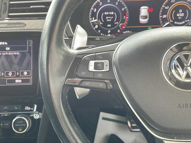 フォルクスワーゲン アルテオン TSI 4モーション エレガンス 神奈川県 2019(平31)年 3.6万km オリックスホワイトパールエフェクト サンルーフ/Dynaudioスピーカー/純正ナビ/（CD/DVD/FM/AM/SD/USB/AUX/BT/フルセグTV)/Android Auto/Apple Car Play/Mirror Link/全方位カメラ/前後ドライブレコーダー/ETC2.0/パドルシフト/アダプティブクルーズコントロール/純正ハンガー/電動リアゲート/電動パーキングブレーキ/ブラインドスポットモニター/前後コーナーセンサー/プリクラッシュ/レーンキープアシスト/D/N席パワーシート（D席メモリシート/全席シートヒーター/革シート/ステアリングヒーター/純正フロアマット/純正アルミホイール/ISOFIX/スペアキー×１/保証書/取扱説明書