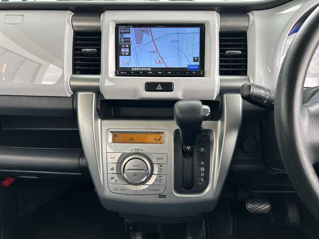 スズキ ハスラー G 岐阜県 2017(平29)年 10.9万km ムーンライトバイオレットパールメタリック/ホワイト2トーンルーフ 登録時走行距離：108789km/ナビ（CN-E300D）/バックカメラ/テレビ・CD・DVD・Bluetooth/ビルトインETC/スマートアシストII/・検知システム/・衝突警報機能/・衝突回避支援ブレーキ機能	/・車線逸脱警報機能	/・誤発進抑制機能(前方)/・誤発進抑制機能(後方)/・先行車発進お知らせ機能	/ベンチシート/シートヒーター/フロアマット/ドアバイザー/プッシュスタート/スマートキー