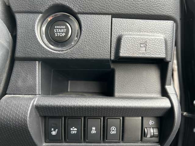 スズキ ハスラー G 岐阜県 2017(平29)年 10.9万km ムーンライトバイオレットパールメタリック/ホワイト2トーンルーフ 登録時走行距離：108789km/ナビ（CN-E300D）/バックカメラ/テレビ・CD・DVD・Bluetooth/ビルトインETC/スマートアシストII/・検知システム/・衝突警報機能/・衝突回避支援ブレーキ機能	/・車線逸脱警報機能	/・誤発進抑制機能(前方)/・誤発進抑制機能(後方)/・先行車発進お知らせ機能	/ベンチシート/シートヒーター/フロアマット/ドアバイザー/プッシュスタート/スマートキー