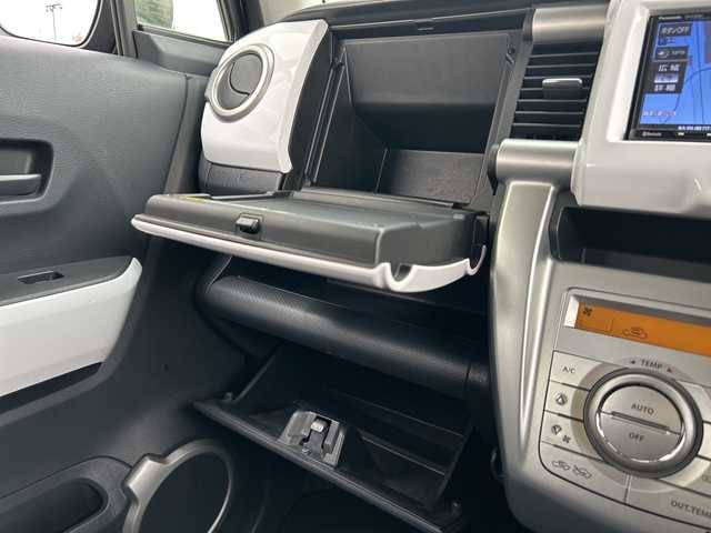 スズキ ハスラー G 岐阜県 2017(平29)年 10.9万km ムーンライトバイオレットパールメタリック/ホワイト2トーンルーフ 登録時走行距離：108789km/ナビ（CN-E300D）/バックカメラ/テレビ・CD・DVD・Bluetooth/ビルトインETC/スマートアシストII/・検知システム/・衝突警報機能/・衝突回避支援ブレーキ機能	/・車線逸脱警報機能	/・誤発進抑制機能(前方)/・誤発進抑制機能(後方)/・先行車発進お知らせ機能	/ベンチシート/シートヒーター/フロアマット/ドアバイザー/プッシュスタート/スマートキー