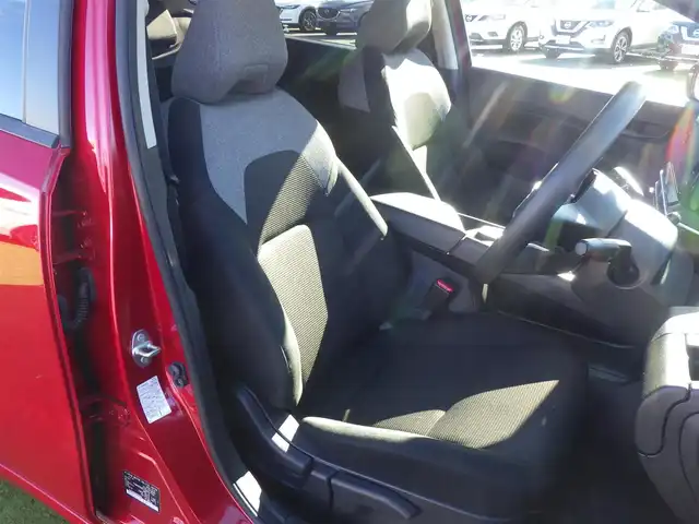 日産 ノート S 千葉県 2021(令3)年 6.3万km ガーネットレッド エマージェンシーブレーキ/インテリジェントルームミラー/純正コネクトナビ/地デジTV/【Bluetooth接続】/アラウンドビューモニター/ドライブレコーダー（DH5-D）/ステアリングスイッチ/ETC/LEDヘッドライト/フォグライト/ウインカーミラー/コーナーセンサー/サイド/カーテンエアバッグ/インテリジェントキー