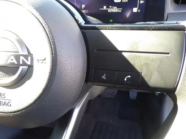 日産 ノート S 千葉県 2021(令3)年 6.3万km ガーネットレッド エマージェンシーブレーキ/インテリジェントルームミラー/純正コネクトナビ/地デジTV/【Bluetooth接続】/アラウンドビューモニター/ドライブレコーダー（DH5-D）/ステアリングスイッチ/ETC/LEDヘッドライト/フォグライト/ウインカーミラー/コーナーセンサー/サイド/カーテンエアバッグ/インテリジェントキー