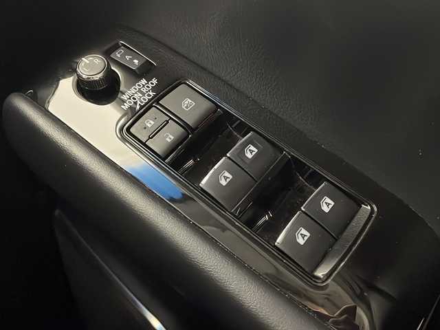 トヨタ ヴェルファイア Z Gエディション 栃木県 2019(令1)年 6.2万km ホワイトパールクリスタルシャイン 純正１０インチナビ/フルセグTV/バックカメラ/純正フリップダウンモニター/ビルトインETC2.0/前後ドラレコ/モデリスタエアロ/パワースライドドア（両側）/パワーバックドア/ツインムーンルーフ/セーフティセンス/インテリジェントクリアランスソナー/前席シートヒーター/パワーシート/2列目エグゼクティブパワーシート/シートヒーター/シートベンチレーション/ステアリングヒーター/社外19インチAW/禁煙車