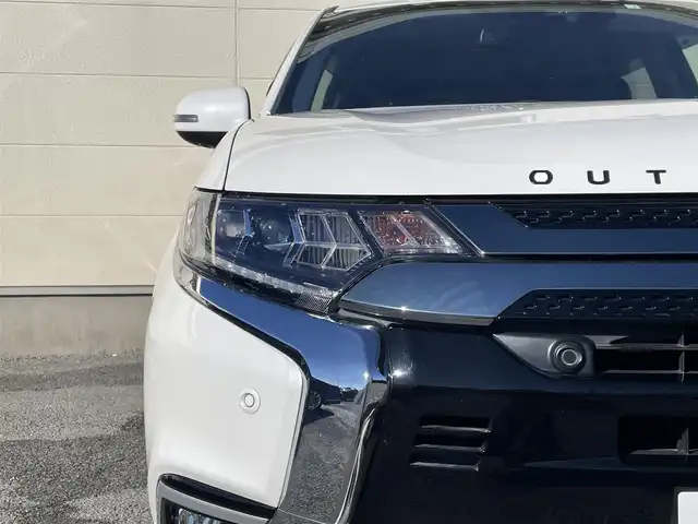 三菱 アウトランダー ＰＨＥＶ