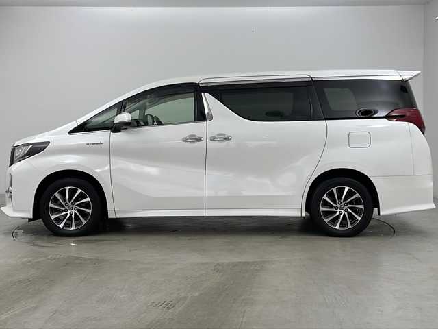 トヨタ アルファードハイブリット SR Cパッケージ 道央・札幌 2015(平27)年 7.6万km ホワイトパールクリスタルシャイン 4WD/ブラックレザーシート/JBLプレミアムサウンドシステム/両側パワースライドドア/純正ナビ/フルセグTV/CD/DVD/FM/AM/USB/TVキャンセラー/全周囲カメラ/ETC/パワーバックドア/パワーシート（D席+N席+2列目）/シートヒーター/シートメモリ/ビルドインETC/レーダークルーズコントロール/オートブレーキホールド/プッシュスタート/スマートキー/オートライト/オートマチックハイビーム/アクセサリーコンセント100V/取扱説明書/純正17インチアルミホイール/純正ドアバイザー/純正フロアマット