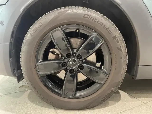 ＭＩＮＩ ＢＭＷ ミニ クロスオーバー クーパー D 愛知県 2023(令5)年 1.2万km 緑Ⅱ 純正ディスプレイオーディオ/Bluetooth/バックカメラ/AppleCarPlay/ACC/インテリジェントセーフティー/ハーフレザー/シートヒーター/コーナーセンサ－/ミラー型ETC/LEDヘッドライト/ドライブレコーダー/プッシュスタート/アイドリングストップ