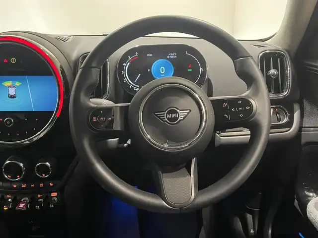 ＭＩＮＩ ＢＭＷ ミニ クロスオーバー クーパー D 愛知県 2023(令5)年 1.2万km 緑Ⅱ 純正ディスプレイオーディオ/Bluetooth/バックカメラ/AppleCarPlay/ACC/インテリジェントセーフティー/ハーフレザー/シートヒーター/コーナーセンサ－/ミラー型ETC/LEDヘッドライト/ドライブレコーダー/プッシュスタート/アイドリングストップ