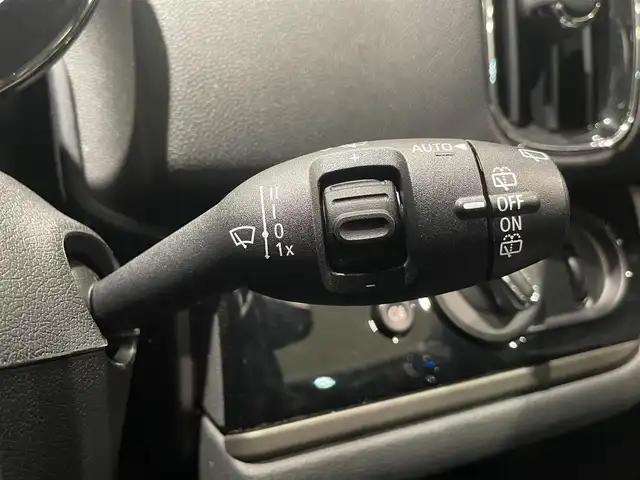 ＭＩＮＩ ＢＭＷ ミニ クロスオーバー クーパー D 愛知県 2023(令5)年 1.2万km 緑Ⅱ 純正ディスプレイオーディオ/Bluetooth/バックカメラ/AppleCarPlay/ACC/インテリジェントセーフティー/ハーフレザー/シートヒーター/コーナーセンサ－/ミラー型ETC/LEDヘッドライト/ドライブレコーダー/プッシュスタート/アイドリングストップ