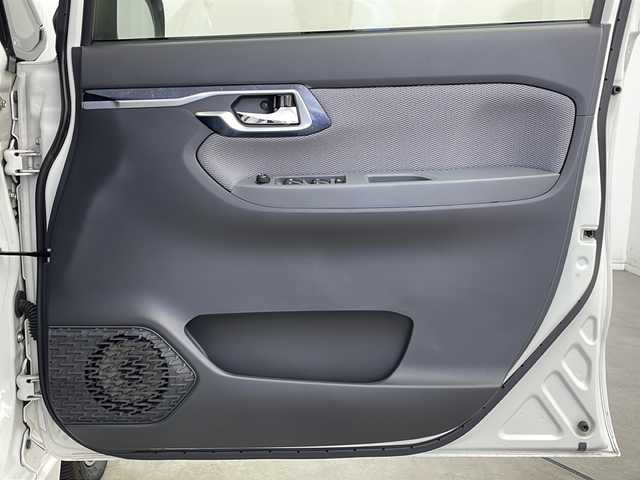 ダイハツ ムーヴ カスタム RS ハイパー SA 新潟県 2014(平26)年 4.4万km パールホワイトⅢ 衝突被害軽減システム/横滑り防止装置/ターボ/フロントフォグ/デジタルインナーミラー/Bluetooth接続/USB入力端子/HDMI/ETC/社外SDナビ/ドラレコ/シートカバー/本革巻きステアリング/スペアキ―１本