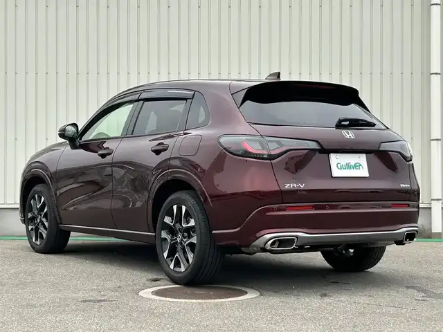 ホンダ ＺＲ－Ｖ ハイブリッド 富山県 2022(令4)年 2.2万km アーバンチタニウムメタリック レザーシート／/純正１１．４インチナビ／/アラウンドビューモニター／/フルセグＴＶ／/Ｂｌｕｅｔｏｏｔｈ／/ＡｐｐｌｅＣａｒＰｌａｙ／/ａｎｄｒｏｉｄａｕｔｏ／/シートヒーター／/パワーシート/パワーバックドア／/ＢＯＳＥスピーカー／/ＥＴＣ２．０