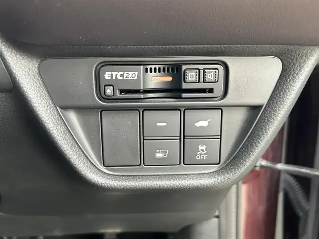 ホンダ ＺＲ－Ｖ ハイブリッド 富山県 2022(令4)年 2.2万km アーバンチタニウムメタリック レザーシート／/純正１１．４インチナビ／/アラウンドビューモニター／/フルセグＴＶ／/Ｂｌｕｅｔｏｏｔｈ／/ＡｐｐｌｅＣａｒＰｌａｙ／/ａｎｄｒｏｉｄａｕｔｏ／/シートヒーター／/パワーシート/パワーバックドア／/ＢＯＳＥスピーカー／/ＥＴＣ２．０