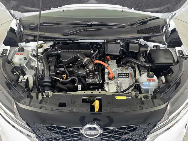 日産 ノート 栃木県 2022(令4)年 0.7万km ピュアホワイトパール 純正メーカーナビ/（AppleCarPlay/AndroidAuto/AM・FM/フルセグ/BT）/ビルトインETC2.0/プロパイロット/エマージェンシーブレーキ/車線逸脱警報/後側方車両検知/速度標識表示/ふらつき防止/アラウンドビューモニター/ブラインドスポットモニター/全周囲カメラ/置くだけ充電/電動格納ミラー/純正ホイール/純正フロアマット/プッシュスタート/スマートキー