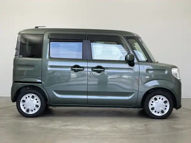 スズキ スペーシア HYBRID G 新潟県 2021(令3)年 6.1万km クールカーキPM ワンオーナー/社外メモリーナビ/CD/DVD/SD/BT/フルセグTV/デュアルカメラブレーキサポート/リアコーナーセンサー/アイドリングストップ/バックカメラ/オートライト/プッシュスタート/ドアバイザー/フロアマット