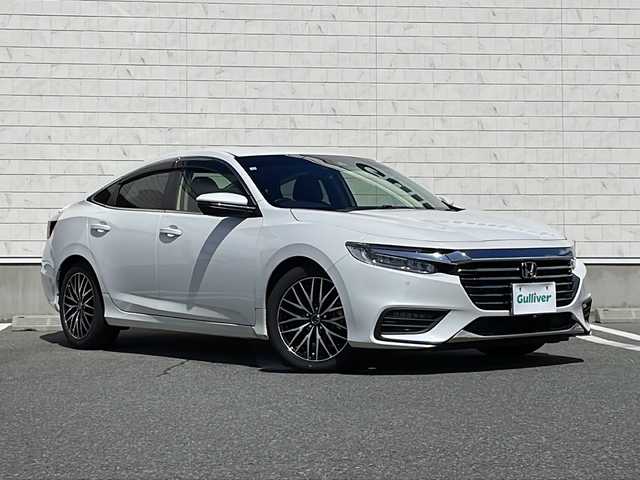 ホンダ インサイト EX 山形県 2018(平30)年 6.4万km プラチナホワイトパール 禁煙車/Honda SENSING/・衝突軽減ブレーキ（ＣＭＢＳ）/・路外逸脱抑制機能/・先行車発進お知らせ機能/・アダプティブクルーズコントロール（ＡＣＣ）/・車線維持支援システム（ＬＫＡＳ）/・標識認識機能/・誤発進抑制機能 /・近距離衝突軽減ブレーキ/ハーフレザーシート/パドルシフト/パーキングセンサー/純正ナビ(CD.DVD.BT.SD.USB)/バック.フロントカメラ/フルセグ/ETC2.0/電動パーキングブレーキ/オートホールド/LEDヘッドライト/プッシュスタート/スマートキーｘ２
